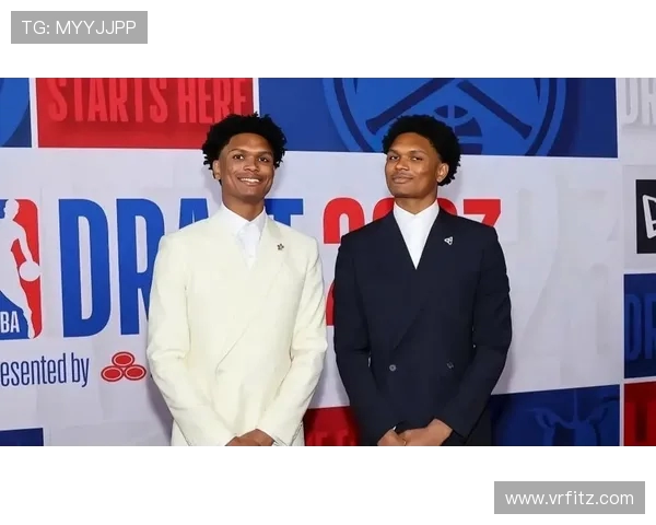 2023年火箭新秀汤普森兄弟在夏季联赛中展现出强劲潜力 2023年火箭新秀汤普森兄弟在夏季联赛中展现出强劲潜力