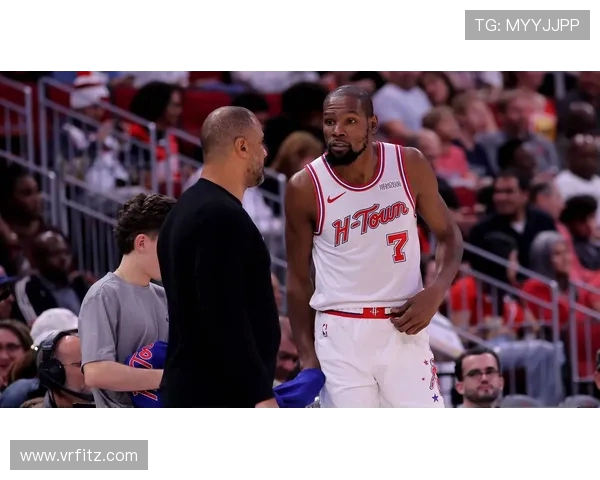 杜兰特称赞乌度卡注重身体对抗的执教风格与球队建设理念